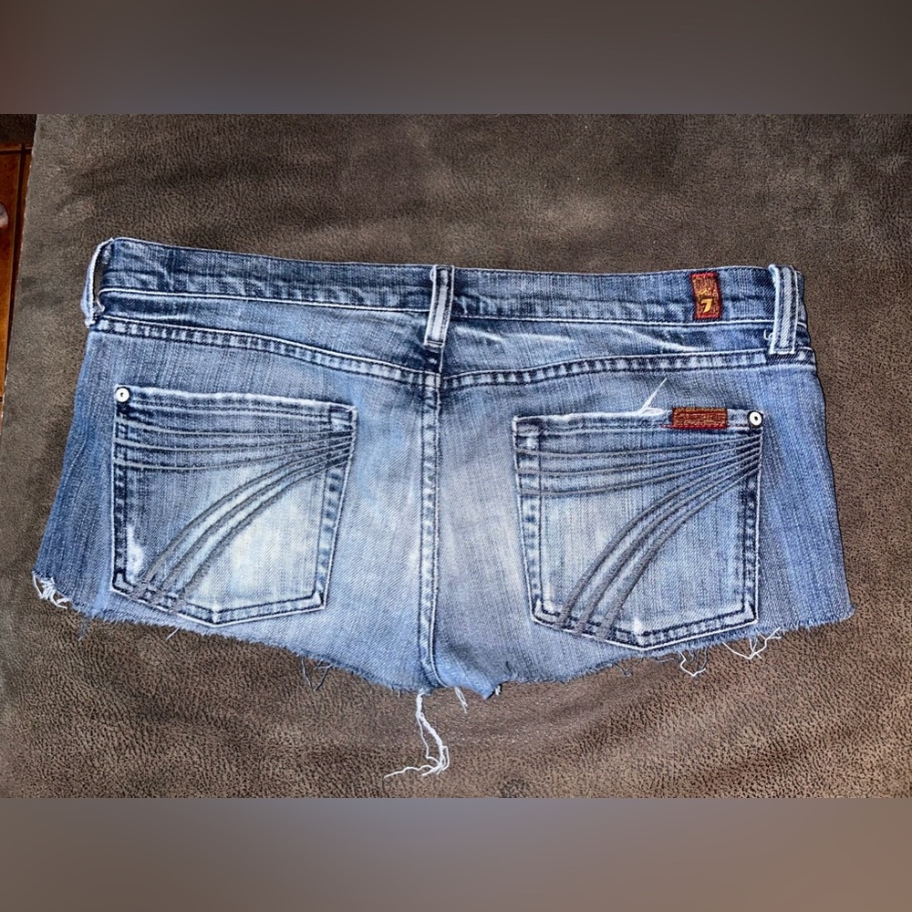 7 for all mankind dojo cutoffs